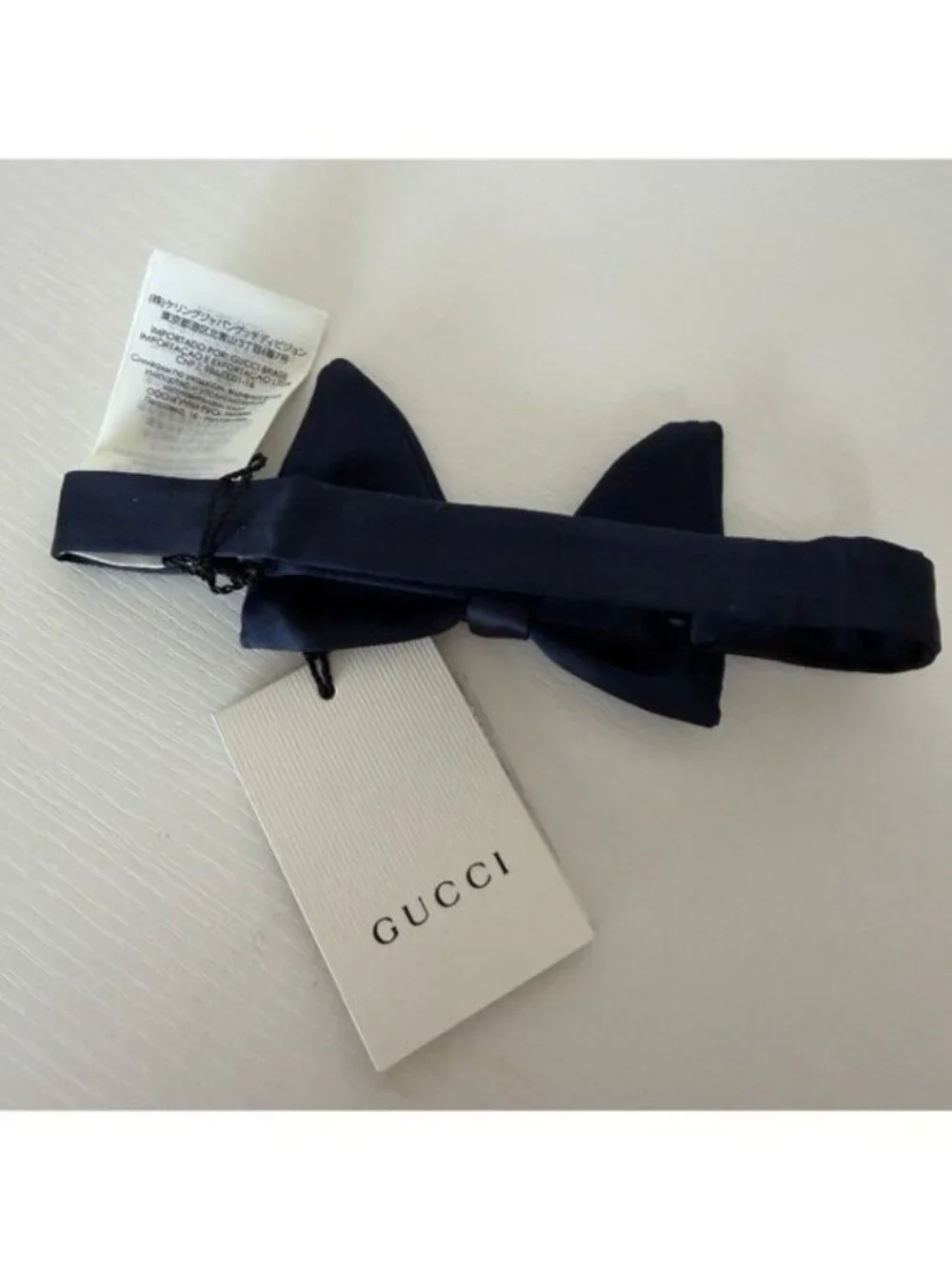 Gucci new tag